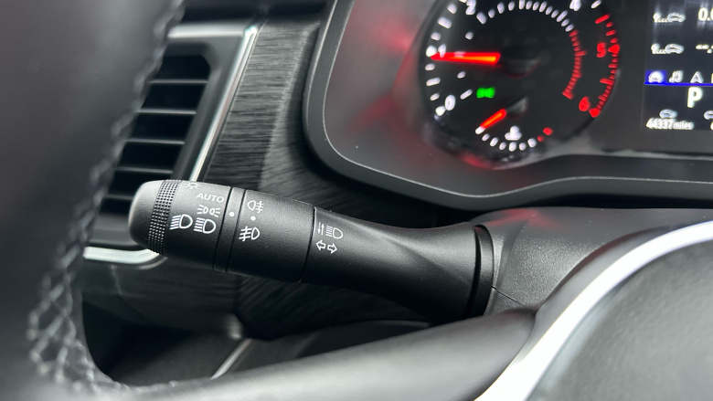 Renault Trafic Lwb Minibus Diesel LL30 Blue dCi 170 Extra 9 Seater EDC